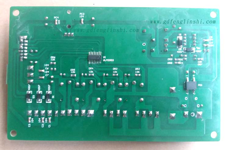 自動(dòng)門風(fēng)淋室控制器輸出板背面 自動(dòng)門風(fēng)淋室控制器輸出板背面