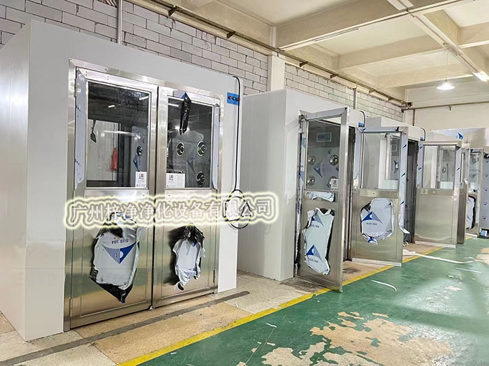 風淋室運行過程中的噪音問題常常引起用戶關注 風淋室運行過程中的噪音問題常常引起用戶關注