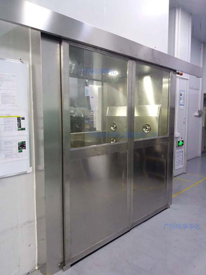 全自動感應風淋室在無塵車間的生產環(huán)境中