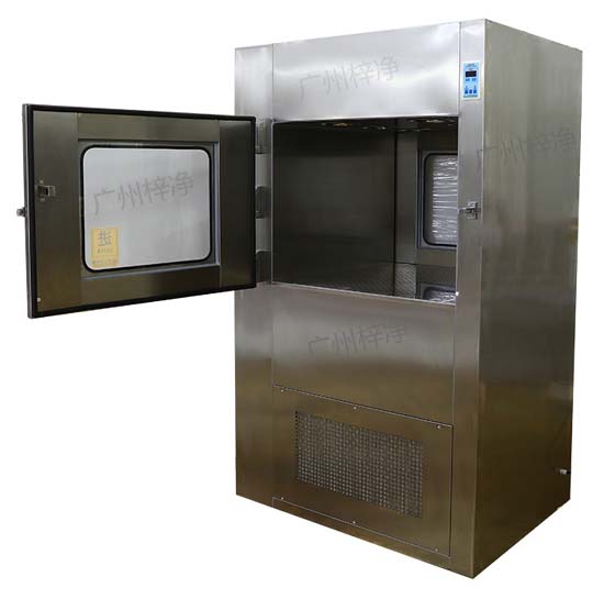 風(fēng)淋傳遞窗在醫(yī)療器械行業(yè),潔凈室的環(huán)境對(duì)于產(chǎn)品的質(zhì)量和安全性至關(guān)重要 風(fēng)淋傳遞窗在醫(yī)療器械行業(yè),潔凈室的環(huán)境對(duì)于產(chǎn)品的質(zhì)量和安全性至關(guān)重要