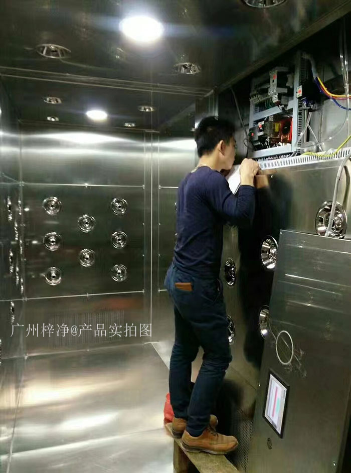 檢查風淋室控制器是否損壞,按鈕是否失靈。 檢查風淋室控制器是否損壞,按鈕是否失靈。