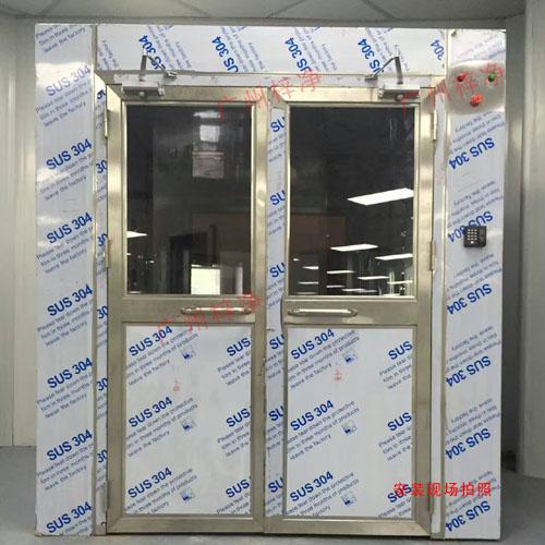 不銹鋼貨物風淋室正面圖片 不銹鋼貨物風淋室正面圖片